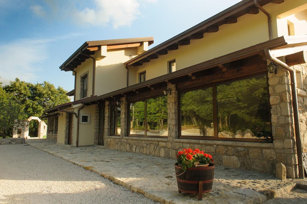 Domus Otium Villa Атена Лукана Екстериор снимка